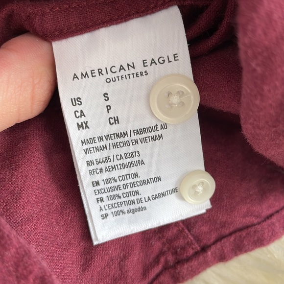 American Eagle outfitters burgundy red collared button up button down shirt sz S - Picture 7 of 17